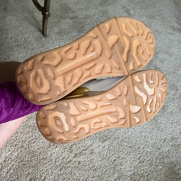 Alexander McQueen oversized sneakers women’s 38 - Picture 7 of 9